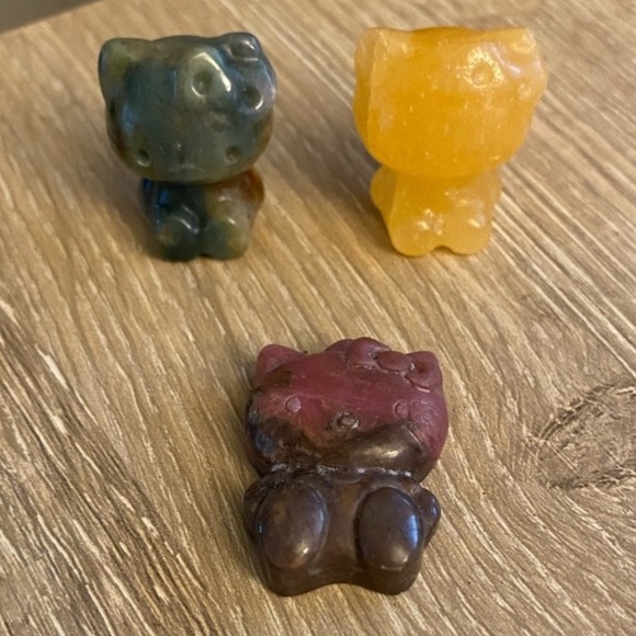Other Hello Kitty Crystals Set Of 3 Poshmark
